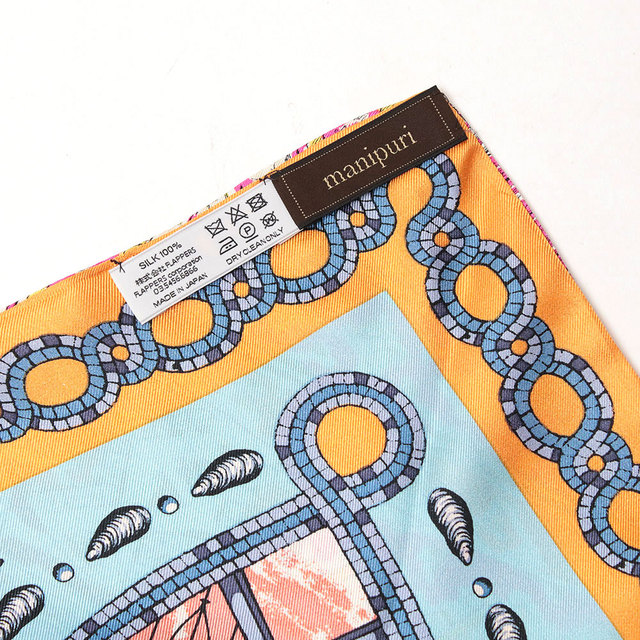 マニプリ manipuri スカーフ シルク プリント 65 三角形 いいサイズ 日本製 タグ