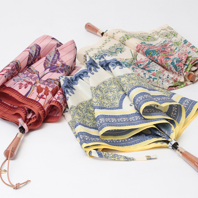 manipuri マニプリ 傘 折畳 パラソル 雨傘 日傘 晴雨兼用 梅雨 スカーフ柄 高級感 イメージ