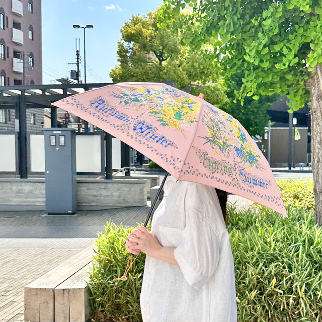 manipuri マニプリ 傘 折畳 パラソル 雨傘 日傘 晴雨兼用 梅雨 スカーフ柄 高級感 イメージ