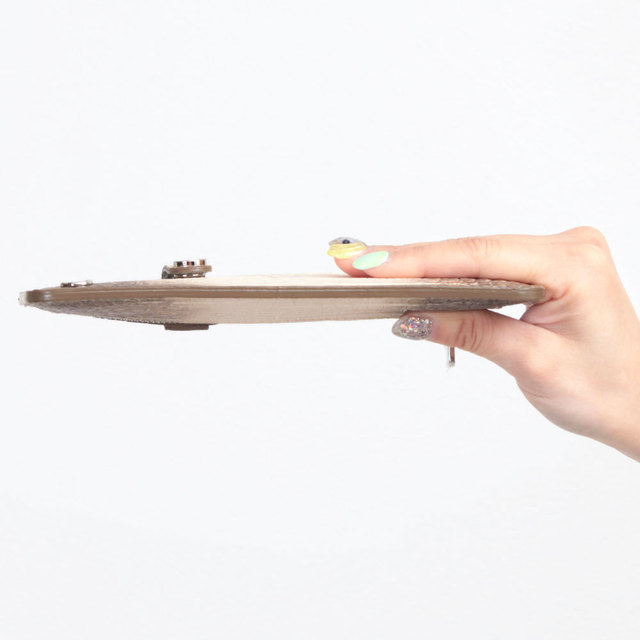 ADMJ エーディエムジェイ 財布 フラットウォレット マチなし 型押し クロコ グラデーション 高級感 イメージ