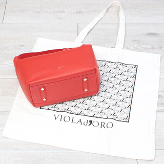 VIOLAd'ORO ヴィオラドーロ ADRIA レザー ホーボーバッグ V-1374 BLACK(ブラック)|violadoro ヴィオラドーロ レザーホーボー スクエア ボックス ターンロック 底面